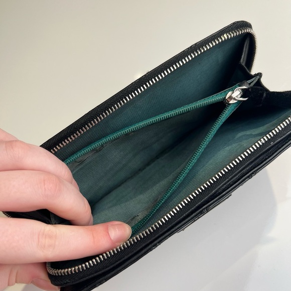 Chanel Black Quilted Lambskin Wallet Purse (PNY - Paris New York) - Picture 10 of 12